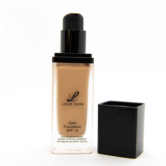 Satin Foundation by Cosmetic Chemist Leesa Barr, Clean Beauty, Tannum Sands, Gladstone, Calliope, Biloela