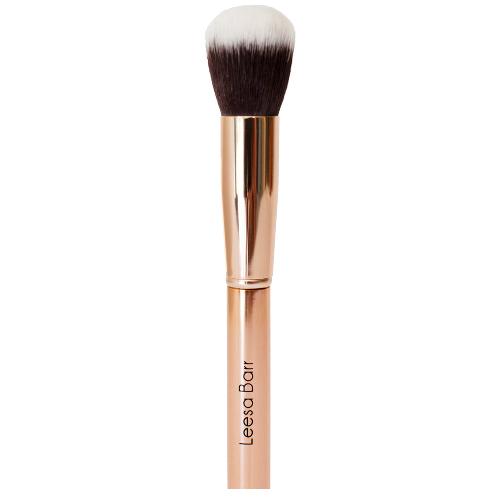 Luxe Powder Brush - leesabarr.com.au