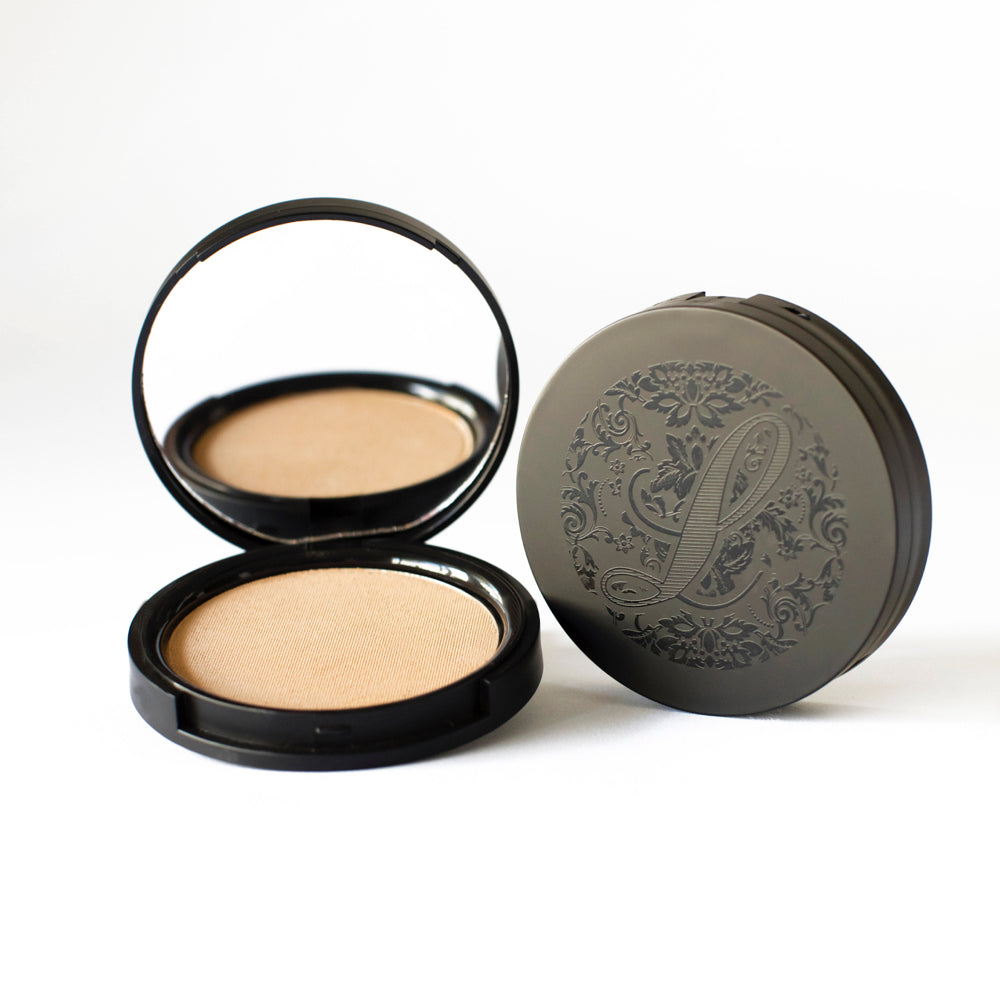 Multi-Tasking Pressed Powder Foundation No.4 - leesabarr.com.au