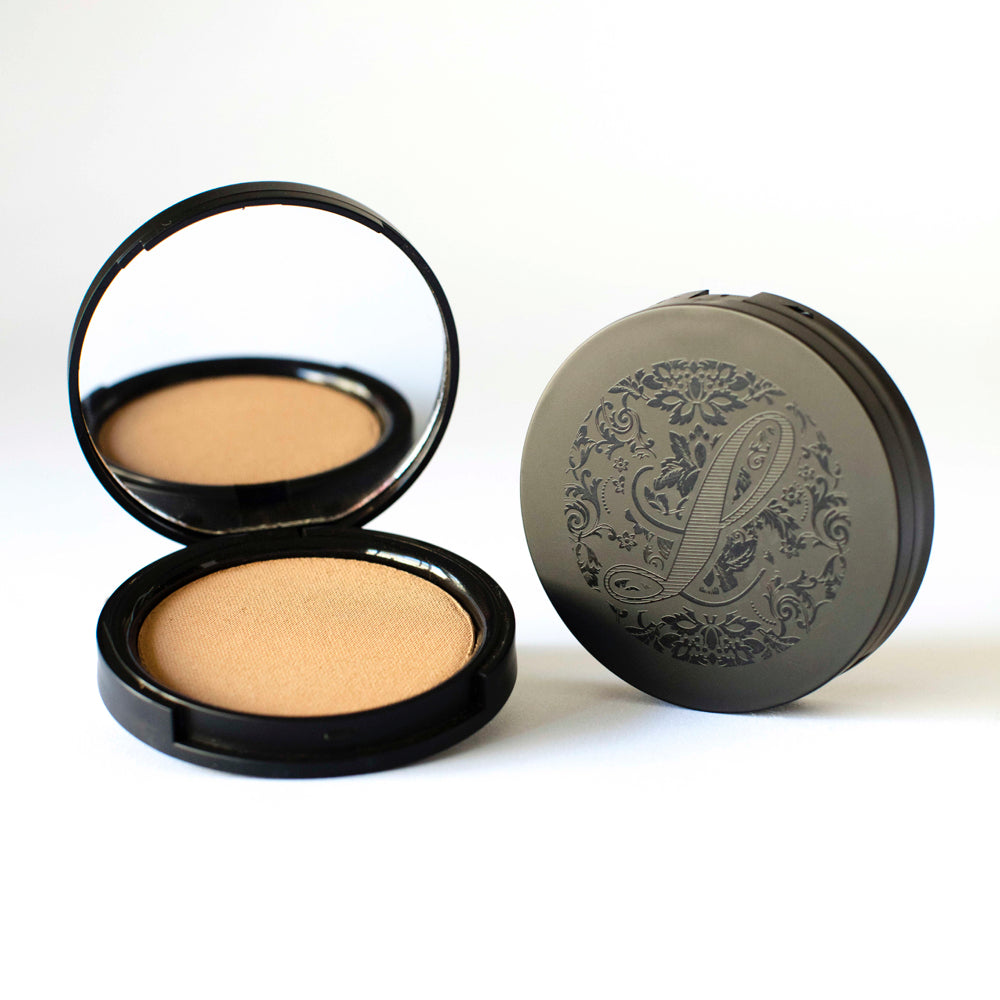 Multi-Tasking Pressed Powder Foundation No.5 - leesabarr.com.au