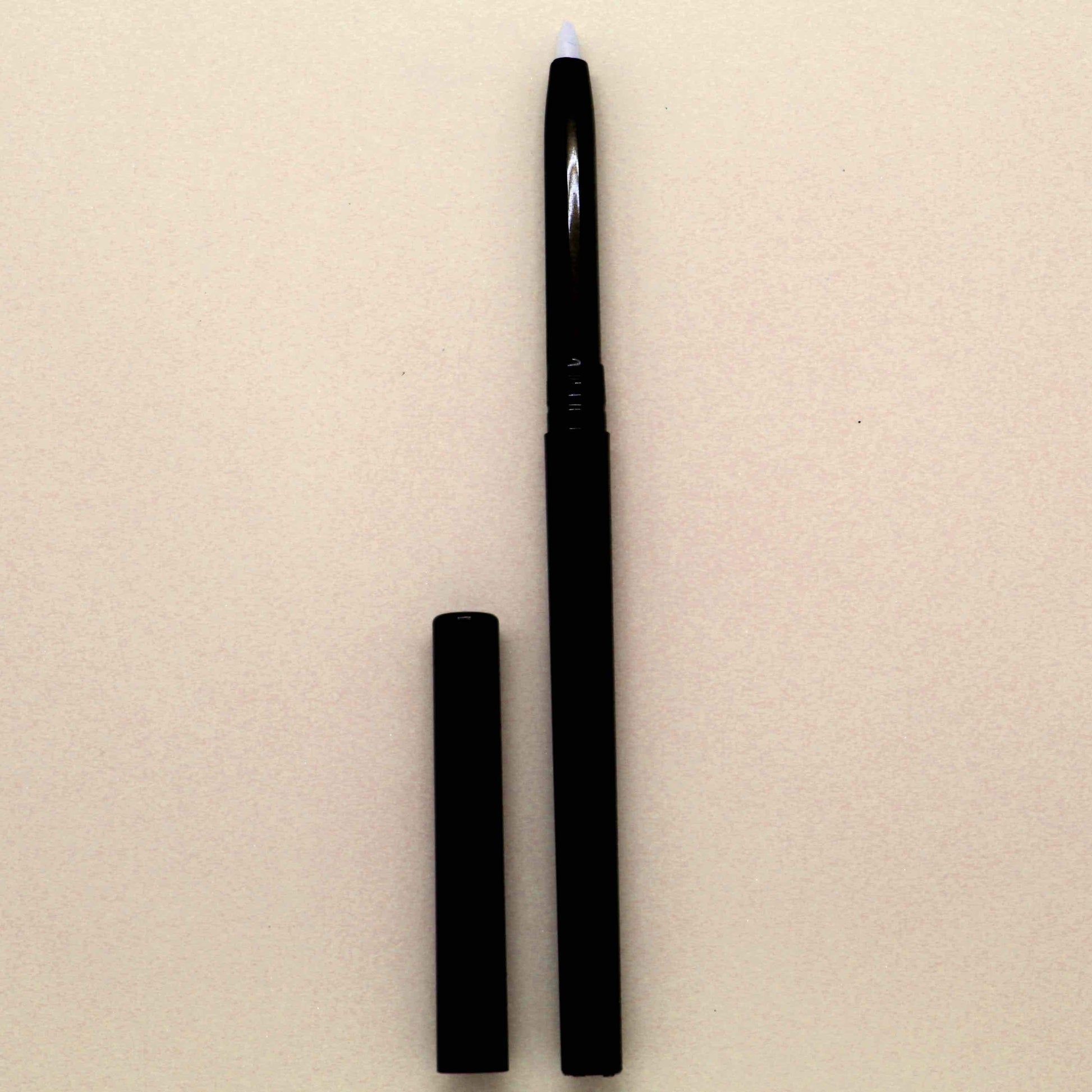 White eyeliner pencil - leesabarr.com.au